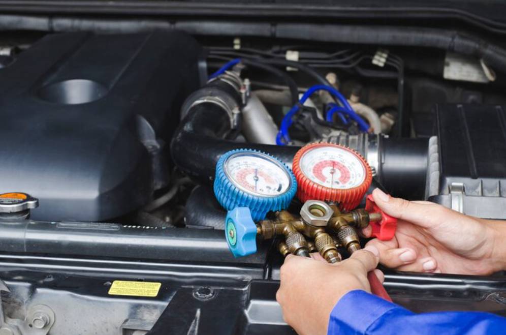 engine-oil-car | We fix Auto Services