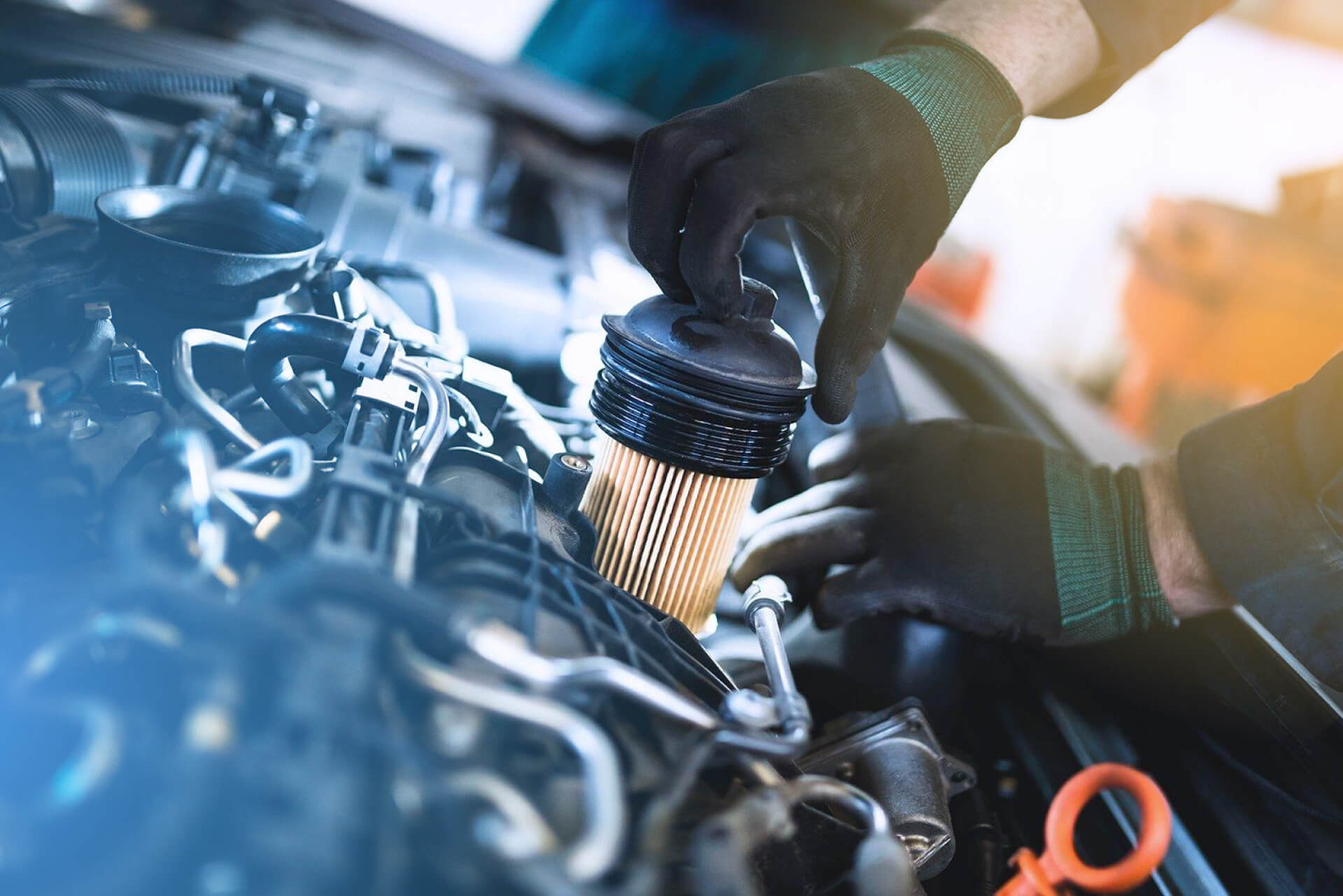 Engine oil Change in Dubai car workshop at Wefix auto